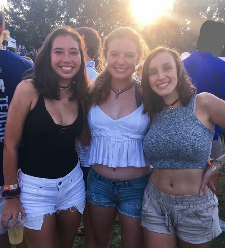 huge tits milf onlyfans free naked pic