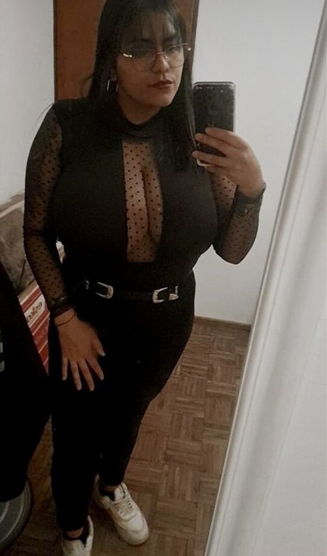 Marlii Rodriguez pretty model image