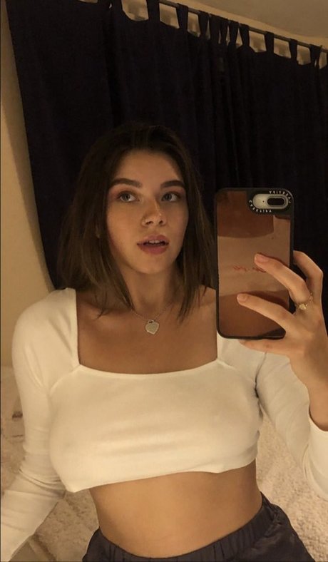 Ceara Maya naked model pics