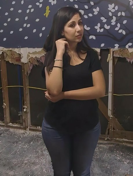 Dena TakruriAJ_ nice actress galleries