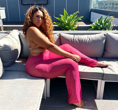 Alexus Danisha pretty actress pic