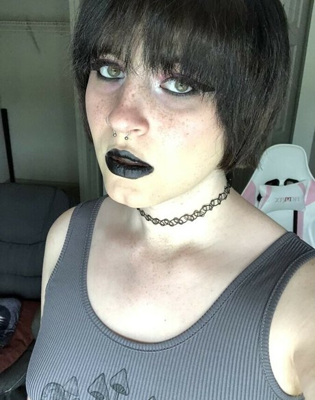 Scarlet Skeie exclusive pornstar picture