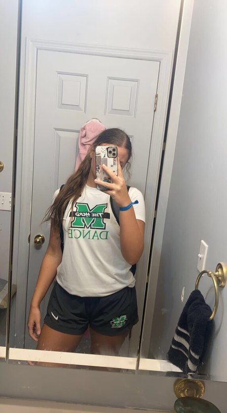 Alexus Emerson pretty pornstar img