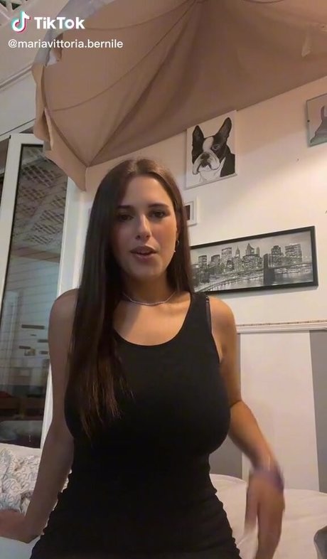 Maria Vittoria model erotic img