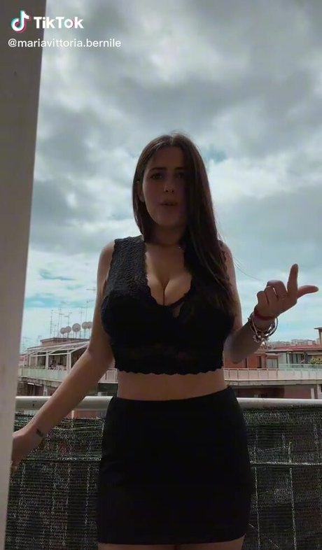 Maria Vittoria model perfect images