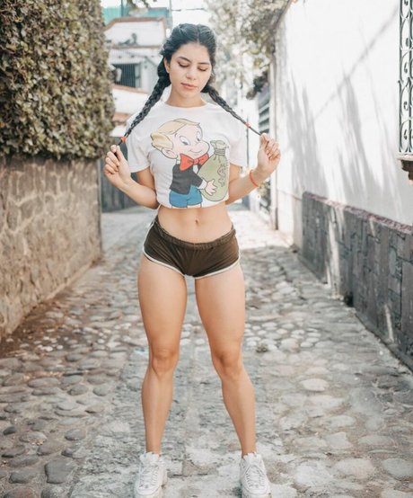 Marysolyya pornstar nude gallery