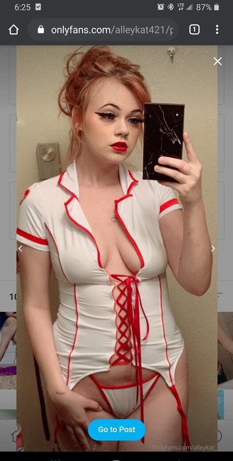 Alleykat421 adult model picture