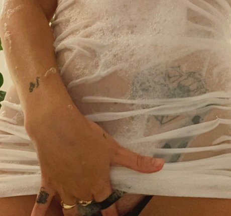 Bek Ellen pornographic actress pics