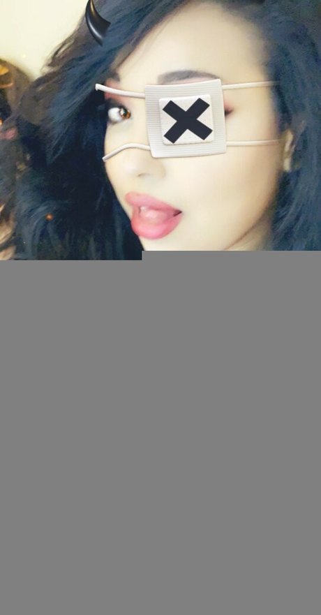 CosplayMarie star nude pics