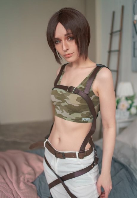 Asagi Nanami sexy actress img