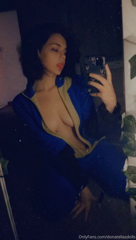 Donatella Dahlia erotic actress pictures