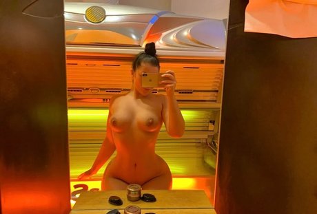 Elliesapplepie model naked gallery