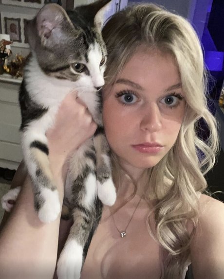 mariawedding pornstar sexy img