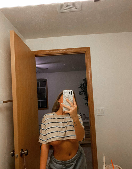 Rochelllle top pornstar img