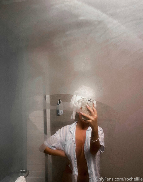 Rochelllle xxx model picture