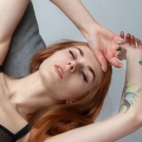 likadavis art model image