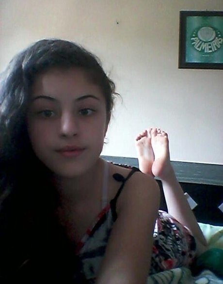 Pezinhos Da Jhenny adult star photos