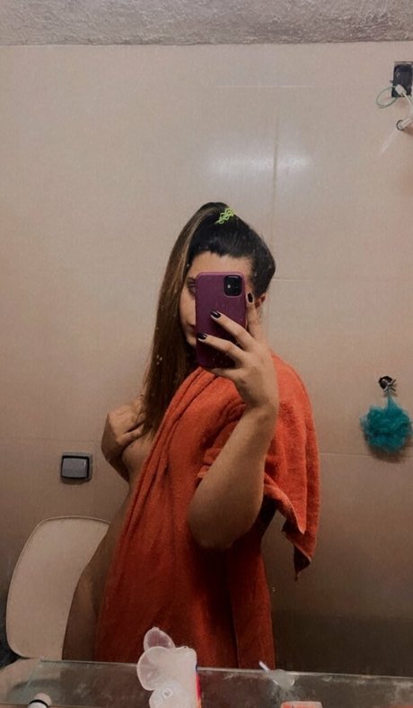 Ghiovanaf adult model img