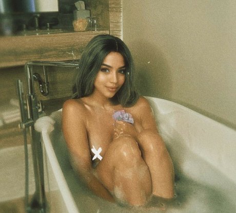 Shadowandkane hot actress pics