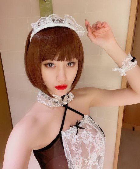 A Yeon model sexy galleries