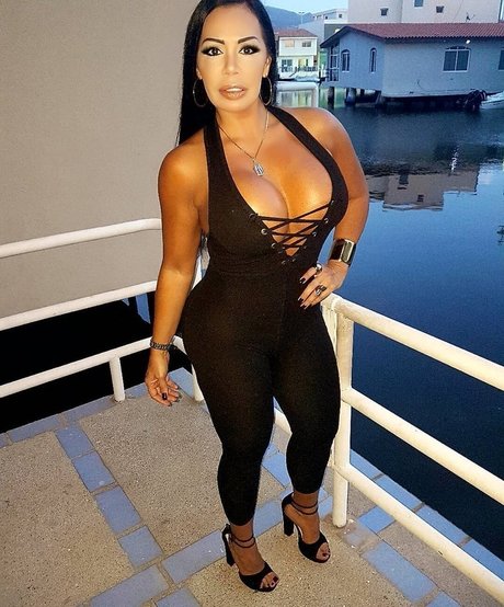 Carolina Luna star exclusive galleries