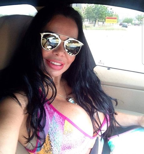 big tits brunette onlyfans beautiful porn gallery