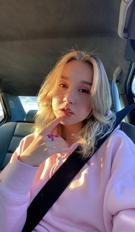 DollHole GrabFuck star nude images