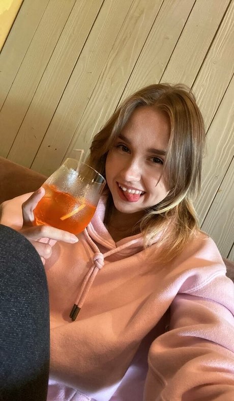 waitress onlyfans best pics