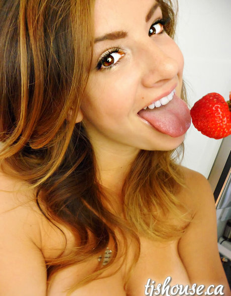 bbc squirt onlyfans beautiful naked pic