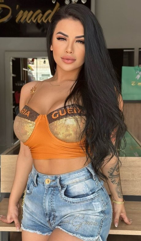 Kerolen Amaral hd actress photo