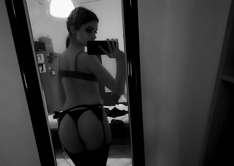 blowjob milf onlyfans adult photo