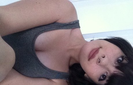 Marsupialmami model porn images