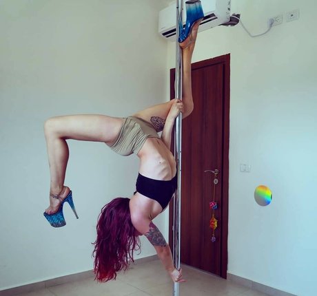 AliceTheFreak model best archive