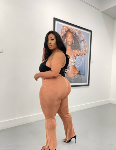 amateur pegging onlyfans hot sexy img