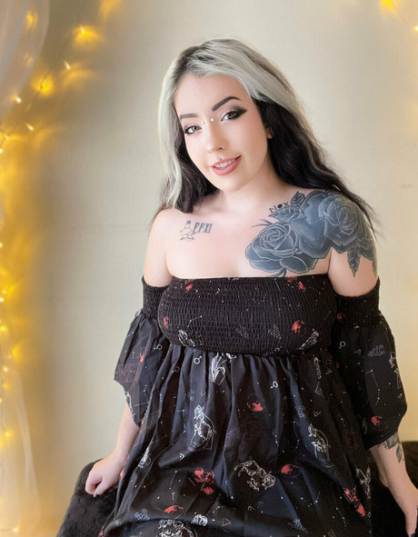 Valerie Vampyr pornstar nice archive