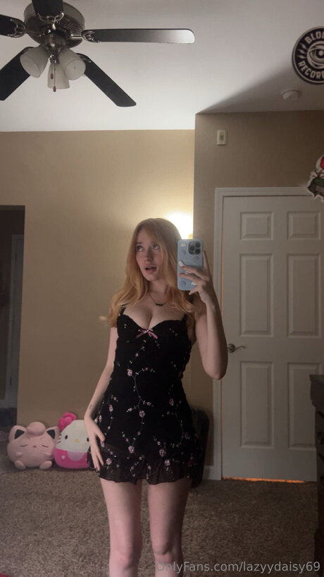 busty solo onlyfans art naked pics