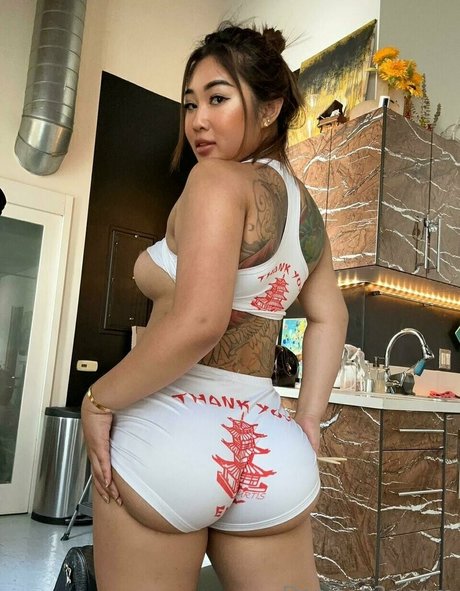 shemale fucks girl onlyfans beautiful nude photo