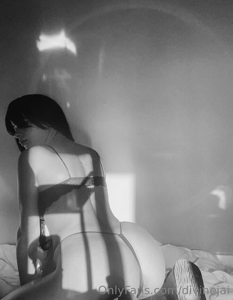 Divine Jai pornstar nudes archive