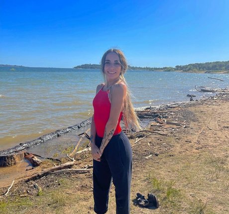 Jess DiTirro nice actress picture