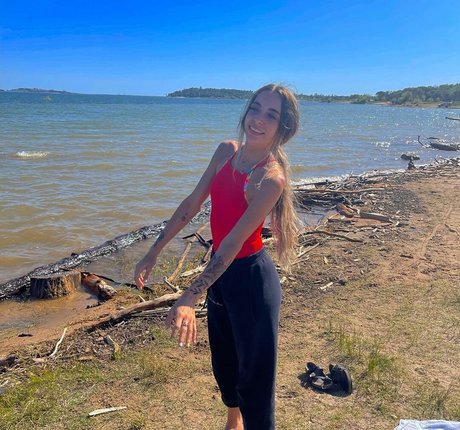 Jess DiTirro star hd pics