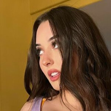 Gia Sinclaire model exclusive img