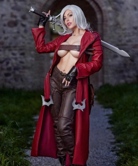 Nadyasonika erotic model gallery