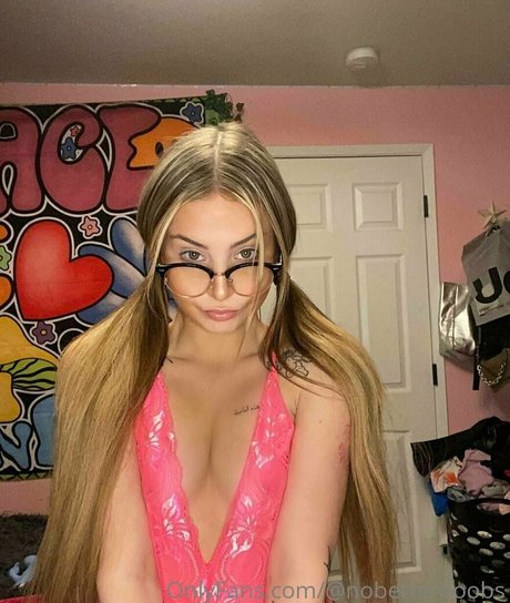 Nobetterboobs pornographic actress pics