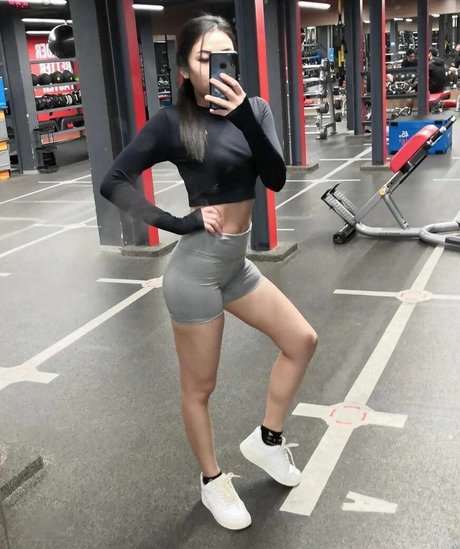 suziearomdee erotic star galleries