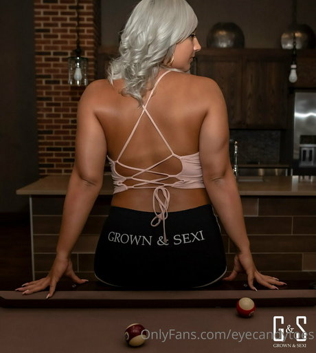 Eyecandytoes pornstar beautiful pics