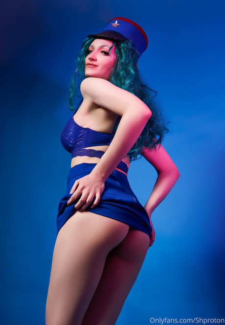 Shproton model perfect photos