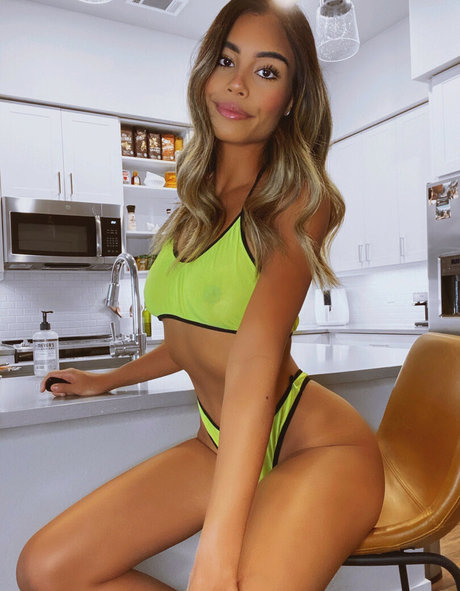 HardforEva star erotic photos