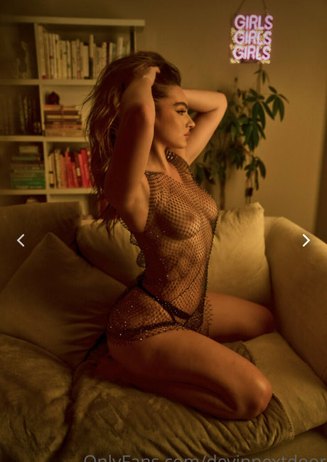 Devin Olson pretty model galleries