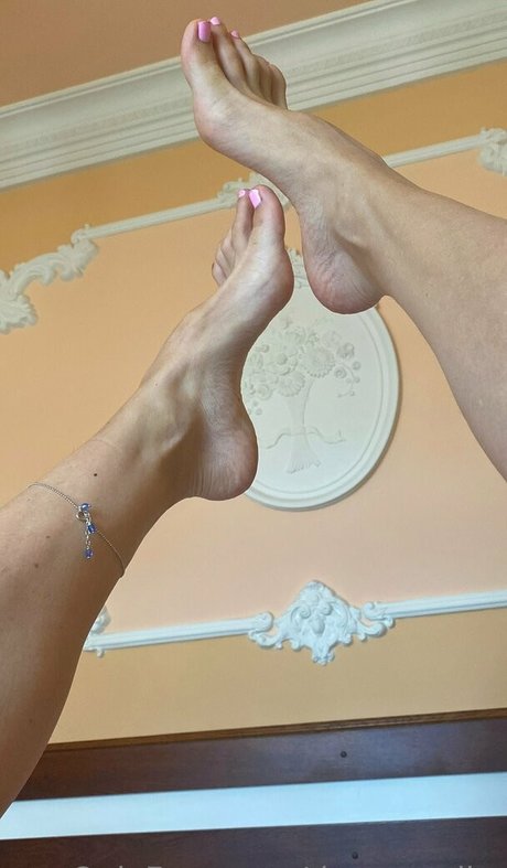 busty solo onlyfans free porn photos