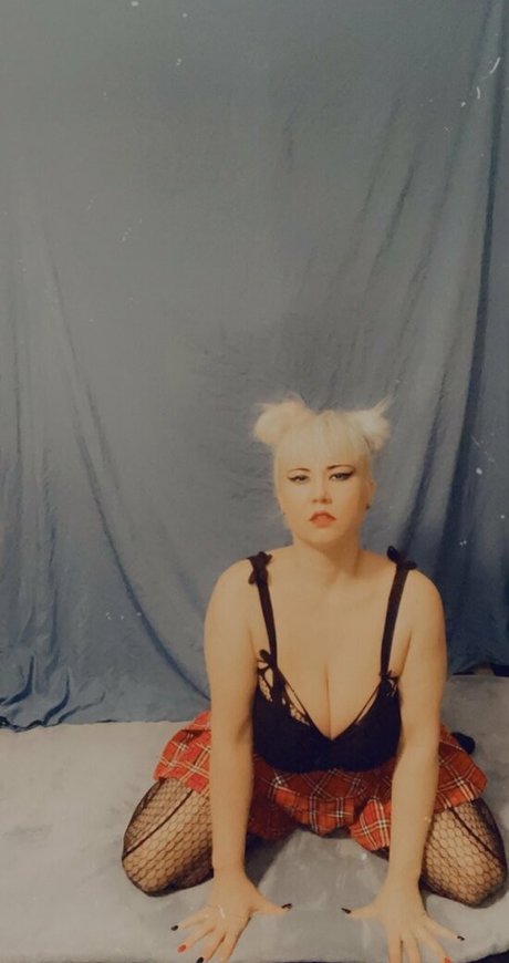 TheBlueHexxx star top picture